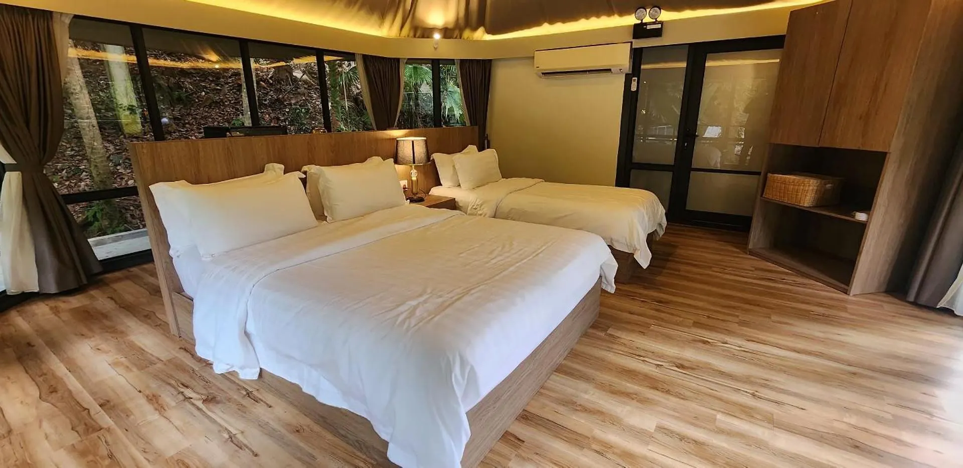 *** Luxury tent Boulder Valley Batu Ferringhi Malaysia